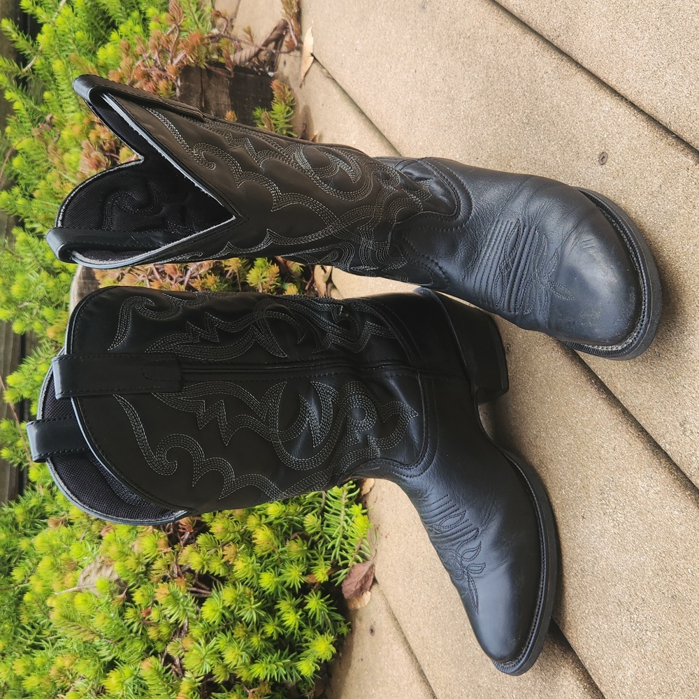 Classic Black Western Cowboy Boots - Women's - Picture 3 of 11